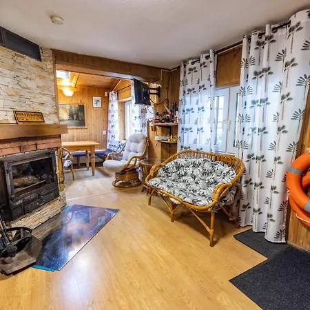 Caloroczny Jaskowa 30 Dom 4 Leleszki